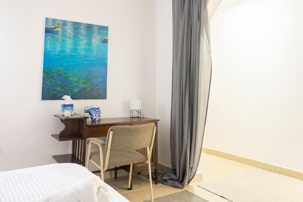 City Penthouse With Roof Terrace And Sea Views Валетта Экстерьер фото